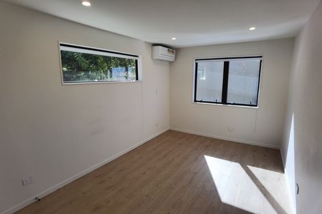 Photo of property in 46 Ayton Drive, Totara Vale, Auckland, 0629