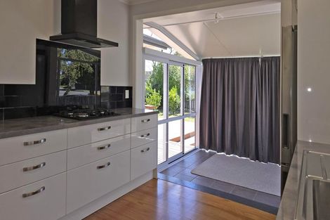 Photo of property in 11a Hinton Road, Taradale, Napier, 4112