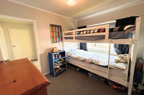 Photo of property in 2/4 Illana Place, Ranui, Auckland, 0612