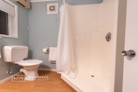 Photo of property in 41 Fendalton Crescent, Pinehaven, Upper Hutt, 5019