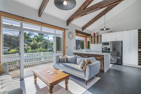 Photo of property in 289 Main Sh25 Road, Tairua, 3508
