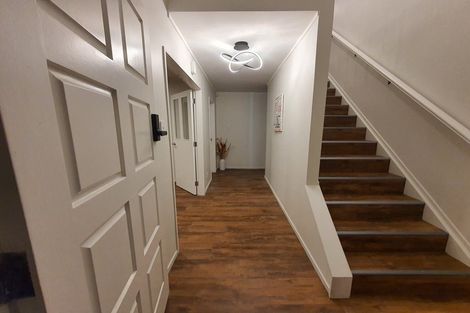 Photo of property in 30 Satara Crescent, Khandallah, Wellington, 6035