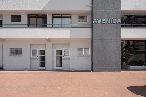 Photo of property in 40 Maunganui Road, Mount Maunganui, 3116