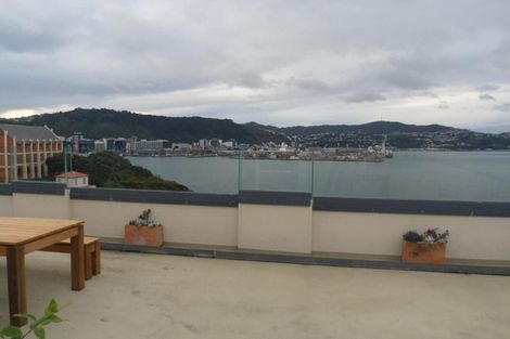 Photo of property in Jerningham Apartments, 20 Oriental Terrace, Oriental Bay, Wellington, 6011