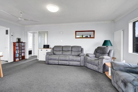 Photo of property in 19a Tukapa Street, Westown, New Plymouth, 4310