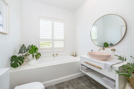 Photo of property in 194 Wood Street, Woodside, Greytown, 5794