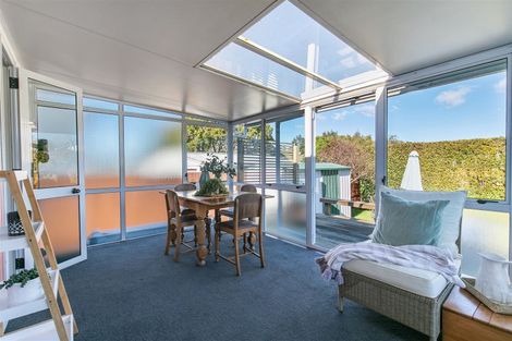 Photo of property in 43 Sylvia Road, Hillcrest, Auckland, 0627