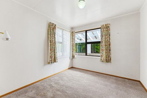 Photo of property in 106 Mclean Street, Woodville, 4920