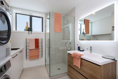 Photo of property in 71 Haven Road, Nelson, 7010