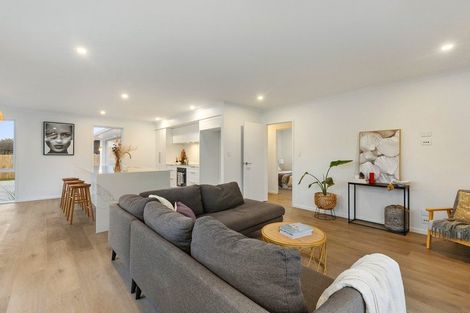 Photo of property in 35 Weka Street, Mangawhai, 0505