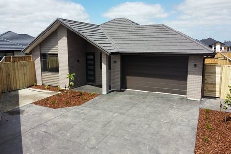 Photo of property in 10 Lomu Way, Rolleston, 7615