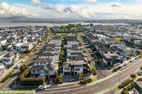 Photo of property in 38 Craigs Way, Hobsonville, Auckland, 0616