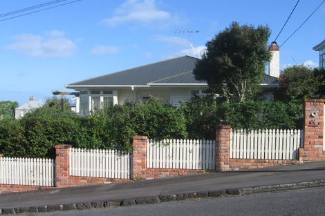 Photo of property in 12 St Aubyn Street, Devonport, Auckland, 0624