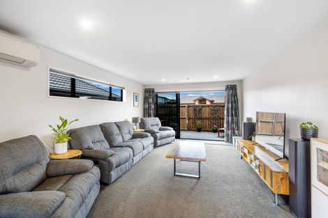 Photo of property in 19 Tangy Loch Lane, Broomfield, Christchurch, 8042