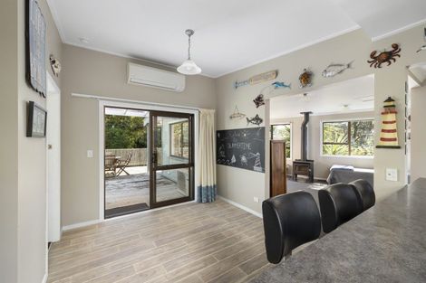 Photo of property in 11 Guthrie Crescent, Castlepoint, Masterton, 5889