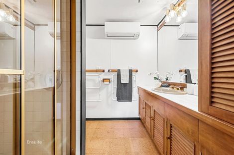 Photo of property in 8 Freemans Way, Pinehaven, Upper Hutt, 5019