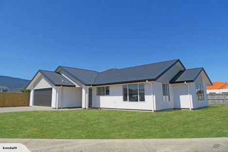 Photo of property in 2 Lassen Place, Stoke, Nelson, 7011