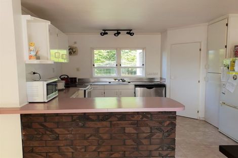 Photo of property in 19 Racecourse Road, Waiuku, 2123