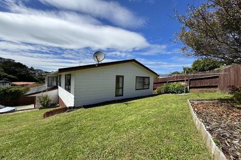 Photo of property in 43 Cortina Avenue, Johnsonville, Wellington, 6037