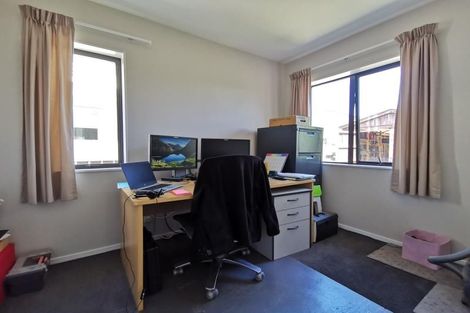 Photo of property in 213 Mark Avenue, Grenada Village, Wellington, 6037