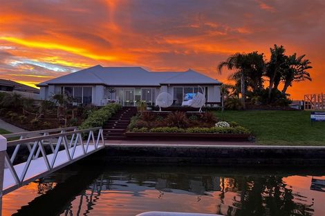 Photo of property in 25 Leeward Drive, Whitianga, 3510