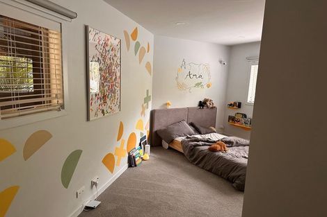 Photo of property in 61 Otitori Bay Road, Titirangi, Auckland, 0604