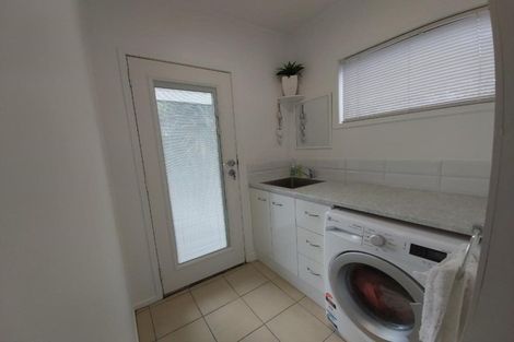 Photo of property in 6 Halder Place, Torbay, Auckland, 0632