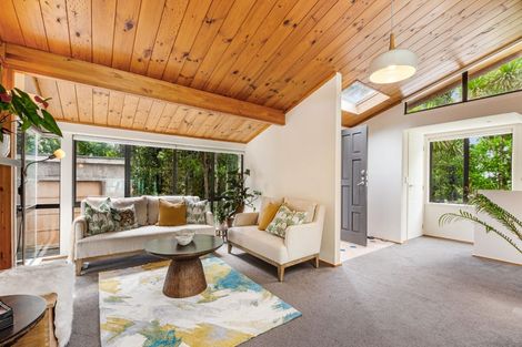 Photo of property in 66 Shetland Street, Glen Eden, Auckland, 0602