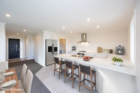 Photo of property in 53 Atlantic Drive, Fitzherbert, Palmerston North, 4410