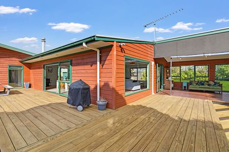 Photo of property in 69 Waipipi Wharf Road, Pollok, Waiuku, 2683