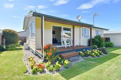 Photo of property in 25 Newnham Street, Rangiora, 7400