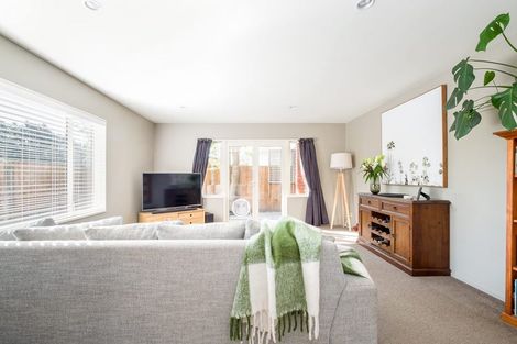 Photo of property in 21 Cadogan Street, Sydenham, Christchurch, 8023