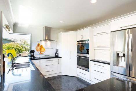 Photo of property in 185 Te Mata Road, Havelock North, 4130