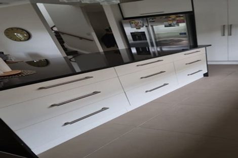 Photo of property in 121 Flat Bush School Road, Flat Bush, Auckland, 2019