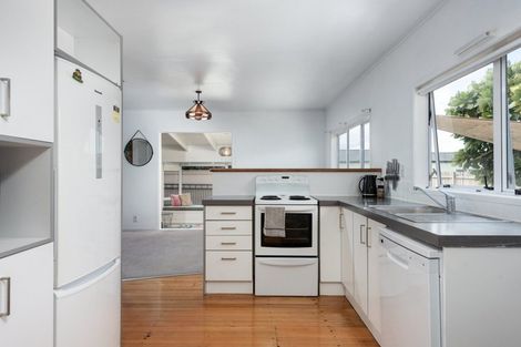 Photo of property in 15 Greerton Road, Gate Pa, Tauranga, 3112