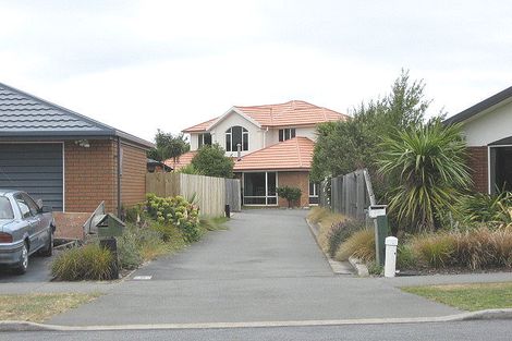 Photo of property in 37 Broadhaven Avenue, Parklands, Christchurch, 8083