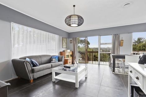 Photo of property in 51 Tainui Road, Titirangi, Auckland, 0604
