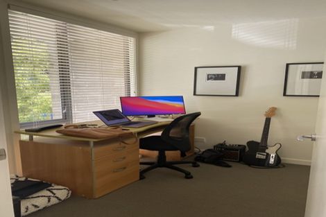 Photo of property in 35b Ngaio Road, Kelburn, Wellington, 6012