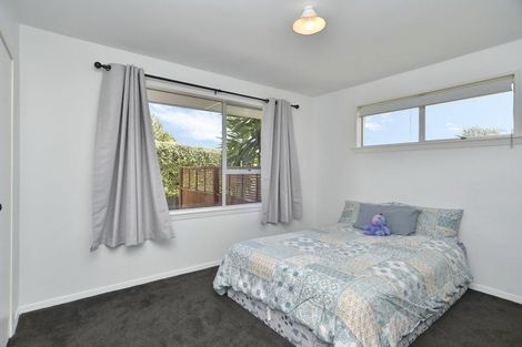 Photo of property in 9 Heathglen Avenue, Parklands, Christchurch, 8083