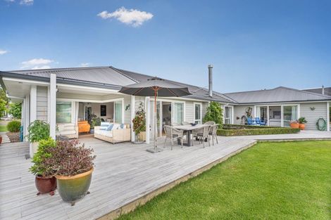 Photo of property in 10 Austin Drive, Whitianga, 3510