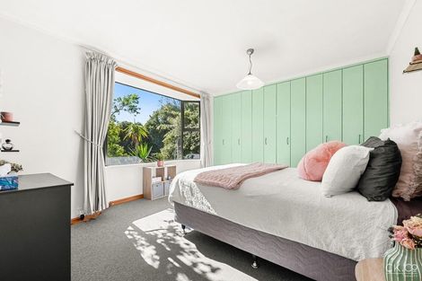 Photo of property in 24 Titiro Moana Road, Korokoro, Lower Hutt, 5012