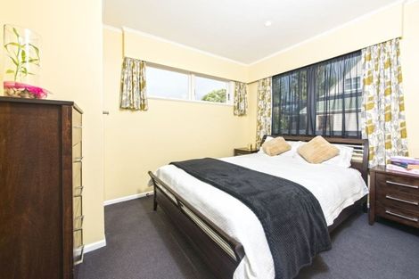 Photo of property in 6 Murray Road, Te Atatu Peninsula, Auckland, 0610
