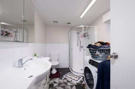 Photo of property in 116 Ennis Avenue, Pakuranga Heights, Auckland, 2010