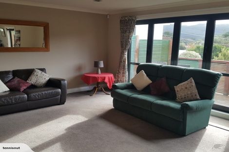 Photo of property in 77a Creswick Terrace, Northland, Wellington, 6012