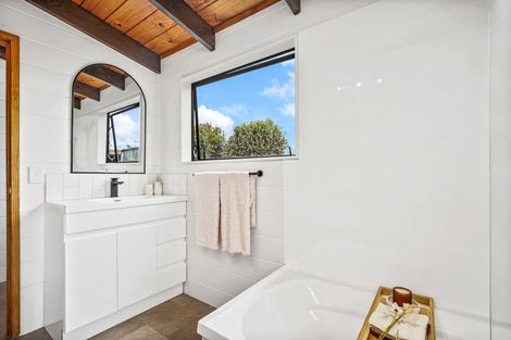 Photo of property in 37a Collins Road, Melville, Hamilton, 3206