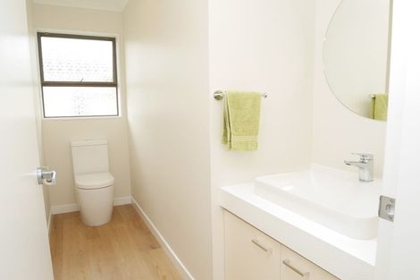 Photo of property in 63a Ngaio Road, Waikanae, 5036