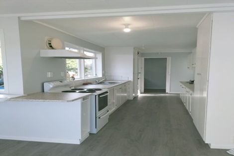 Photo of property in 5a Martin Road, Paraparaumu Beach, Paraparaumu, 5032