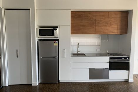 Photo of property in 14 City View Terrace, Birkenhead, Auckland, 0626