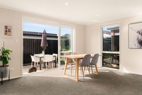 Photo of property in 27 Empire Crescent, Papamoa, 3118