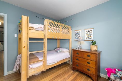 Photo of property in 27 Whero Avenue, Diamond Harbour,  8971